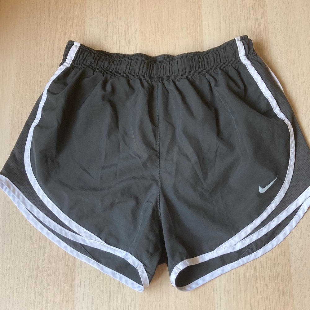 Women’s dark gray Nike Athletic Running Shorts with liner, size small